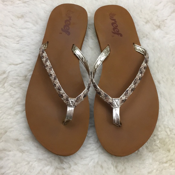 gold sparkly flip flops